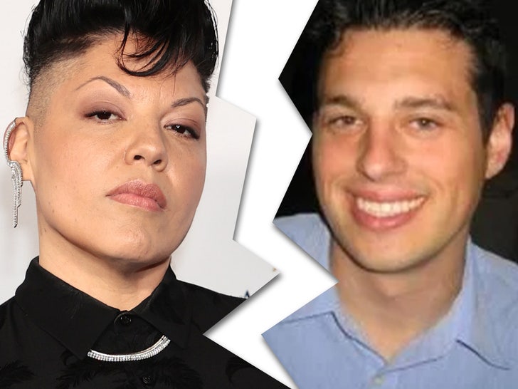 sara ramirez split main