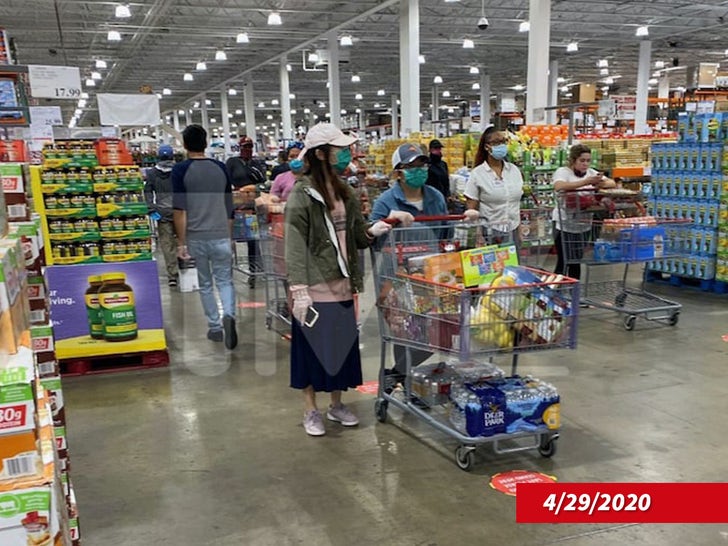 Costco Requires Face Coverings For Shoppers