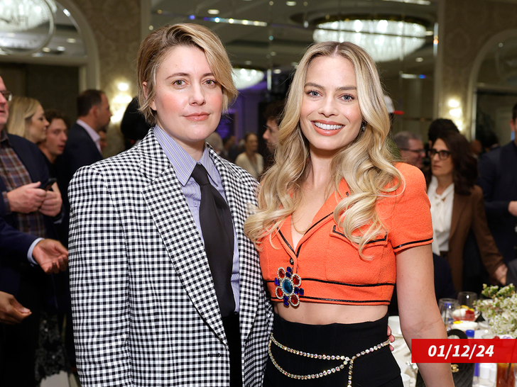 margot robbie and greta gerwig