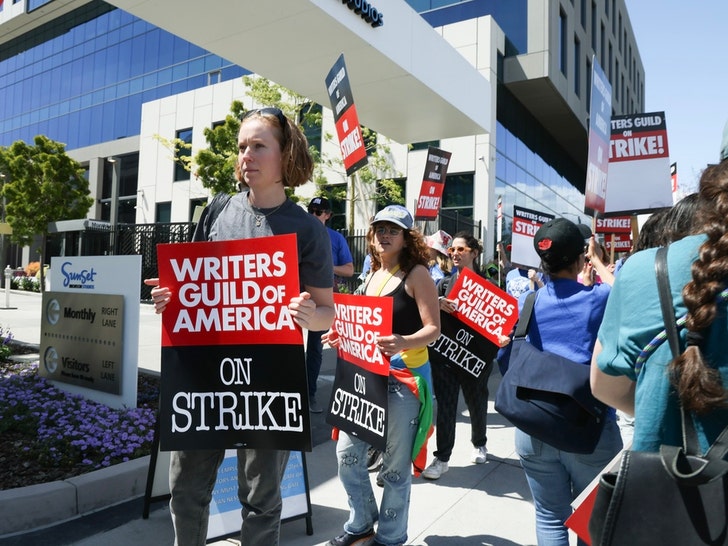 WGA Strike Picket Lines