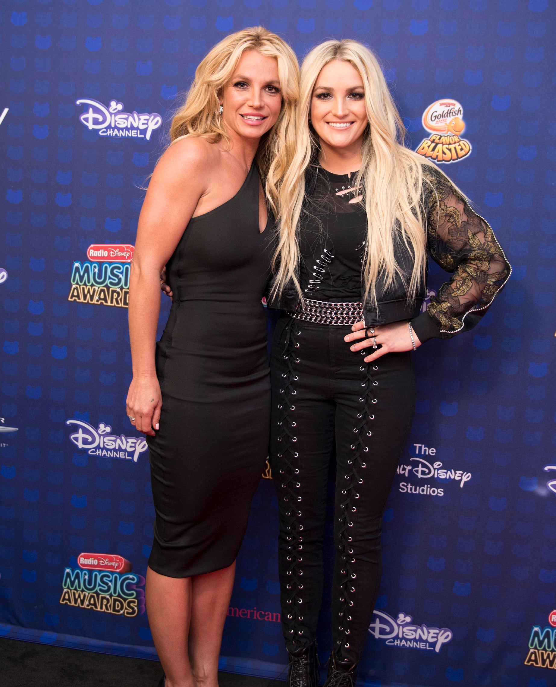 Britney and Jamie Lynn Spears on the red carpet