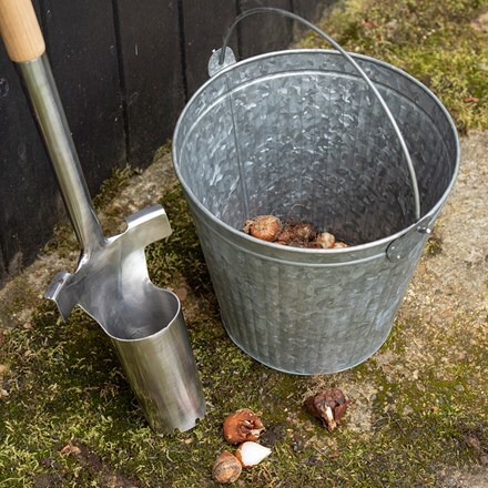 Galvanised bucket