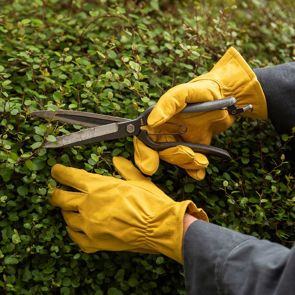 Leather gardening gloves - mustard