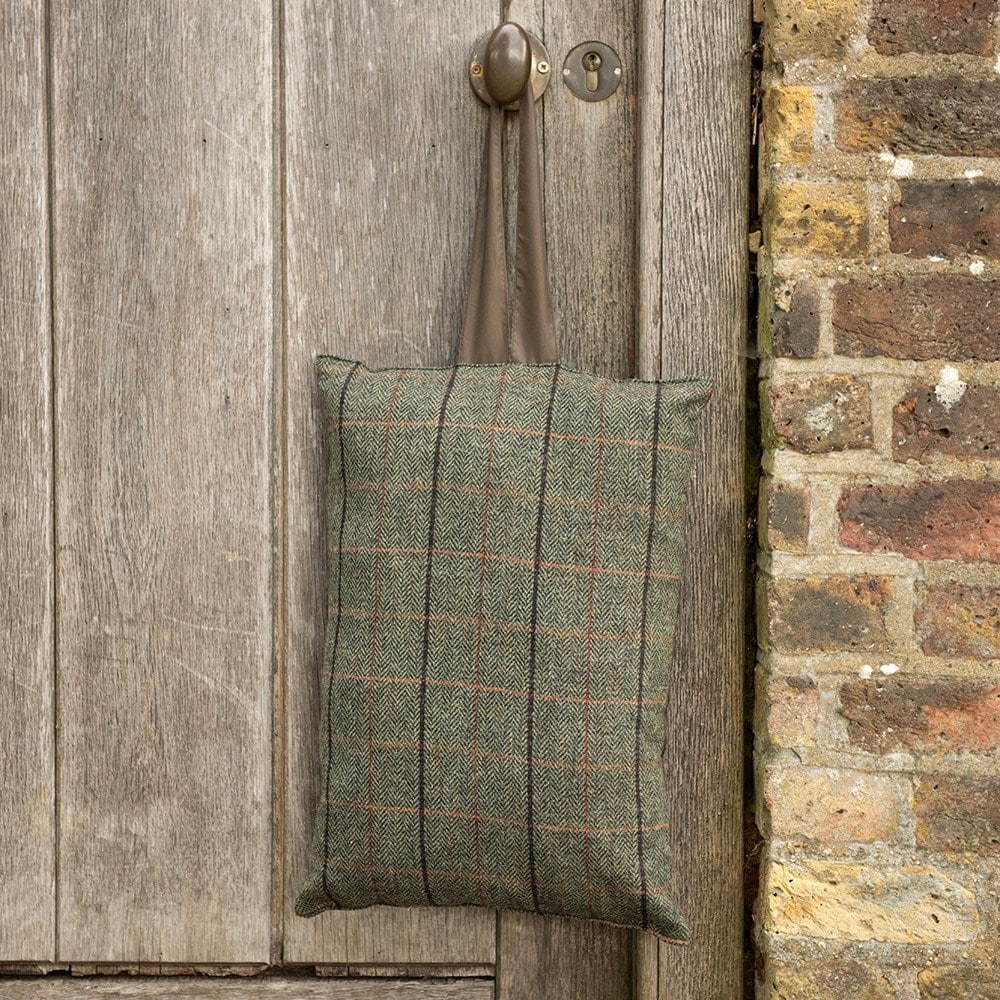 Tweed garden kneeler - green