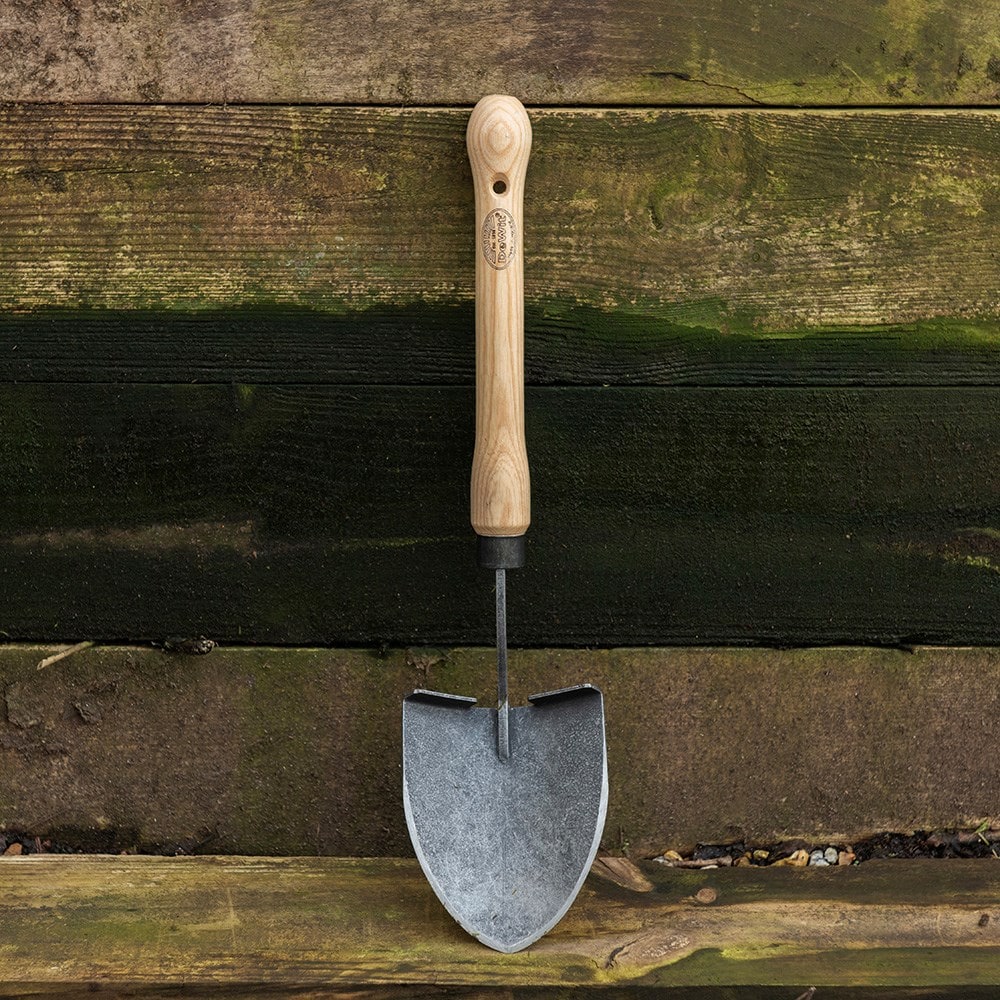 DeWit hand shovel - 25cm ash handle