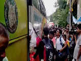 TMC protesters on way to Delhi in buses; several injured in mishap in Jharkhand
