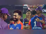 Following the KKR vs. DC game, Shah Rukh Khan's endearing gesture for Rishabh Pant went viral