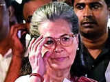 Sonia Gandhi reelected CPP Chief, to nominate House LoPs