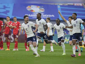 England beats Switzerland in a penalty shootout to reach Euro 2024 semifinals