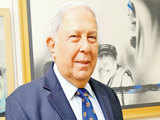 Cipla chief Yusuf K Hamied grooms niece & nephew Samina Vaziralli & Kamil Hamied as genext leaders