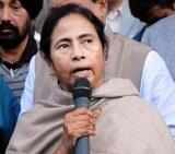 Mamata Banerjee invites Arvind Kejriwal, Nitish Kumar for business summit in January