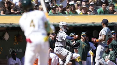 Dillon Dingler's bobble catch