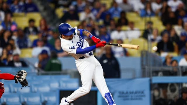 Andy Pages collects his first Major League hit