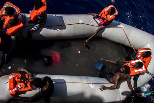 25 People Found Dead & 246 Rescued By MSF