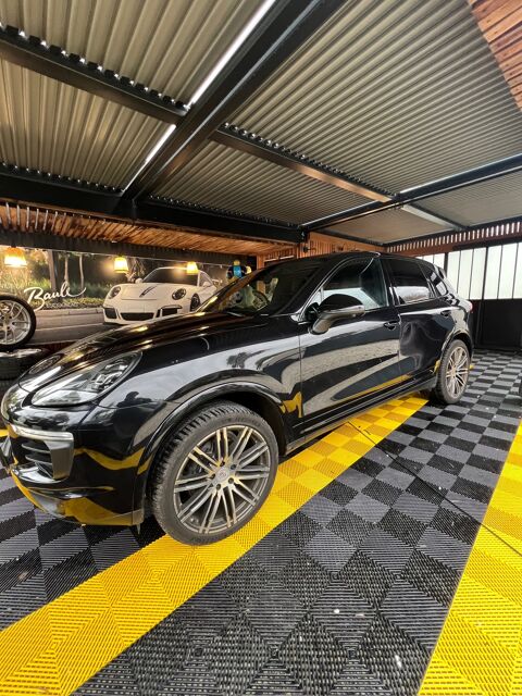 Porsche Cayenne diesel Platinum Edition FULL BLACK 2017 occasion La Baule-Escoublac 44500