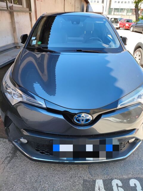 Toyota C-HR Hybride 122h Design 2018 occasion Nice 06300