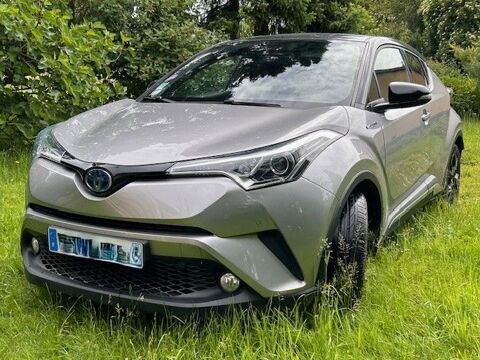 Toyota C-HR Hybride 1.8L Distinctive 2019 occasion Louvignies-Quesnoy 59530