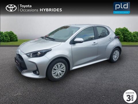 Toyota Yaris 116h Dynamic Business 5p + Programme Beyond Zero Academy MY2 2023 occasion Aubagne 13400