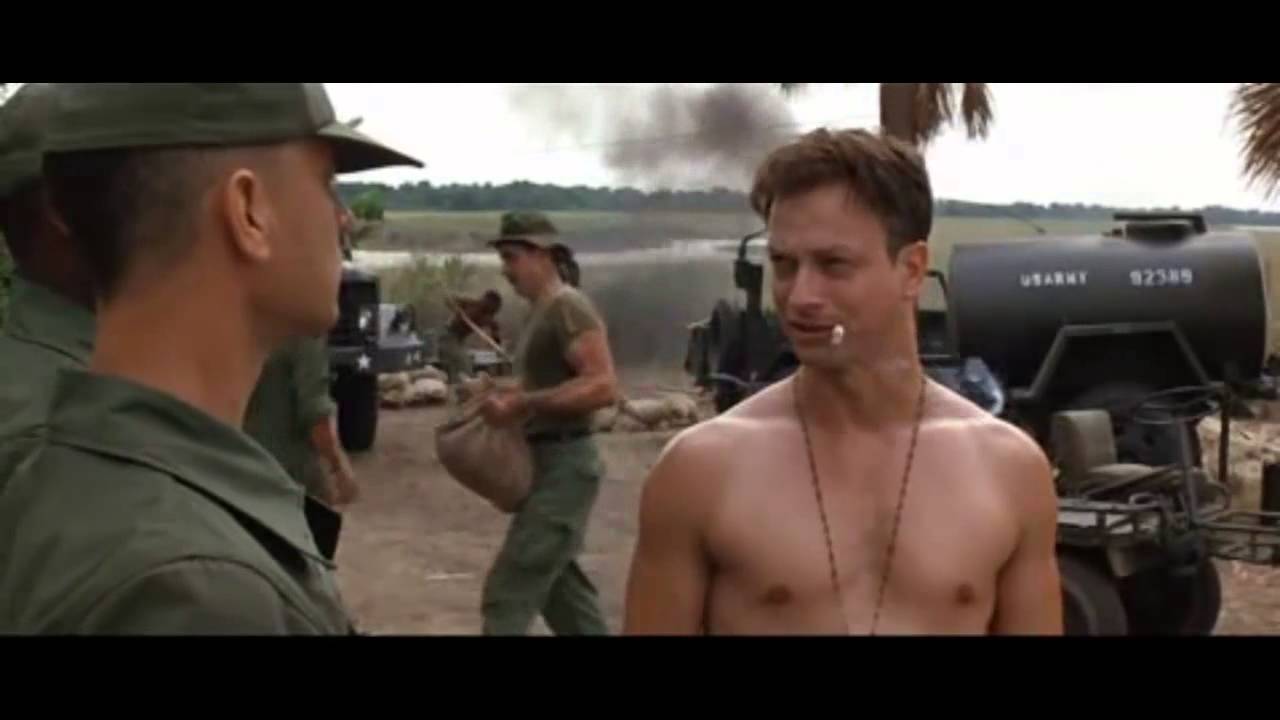 Forrest Gump Fortunate Son Vietnam Intro [HD] - YouTube