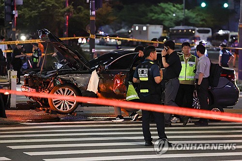 (2nd LD) Driver in deadly Seoul car crash argues sudden acceleration in police questioning