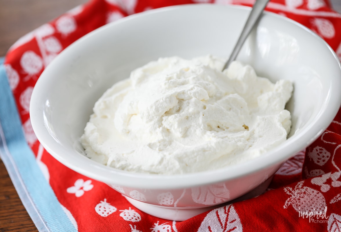 Learn how to make delicious Homemade Whipped Cream #homemade #whippedcream #easy #recipe #whippedtopping #cream #dessert #recipe #easy