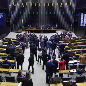 Secretário do Orçamento deixa o cargo e retorna à consultoria da Câmara dos Deputados