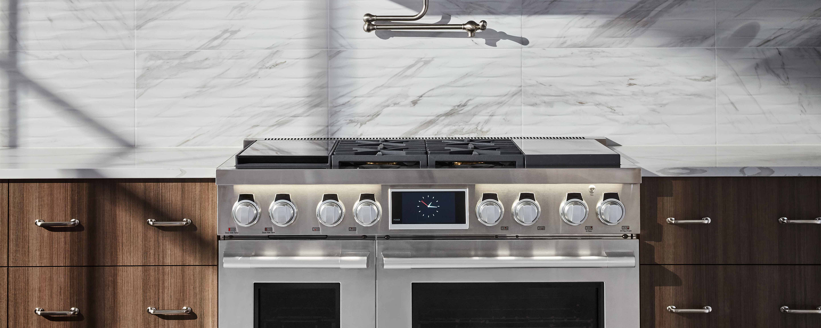 48" Pro Range with Sous Vide & Chromium Griddle | Signature Kitchen Suite 