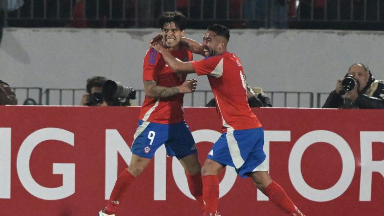 El 11 titular de Chile para enfrentar a Bolivia por las Eliminatorias image