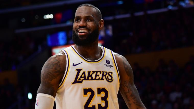 Former top-3 pick rips LeBron James in wild interview  image