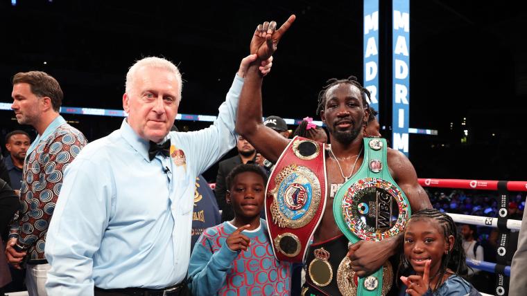 Terence Crawford claims WBA super welterweight title image