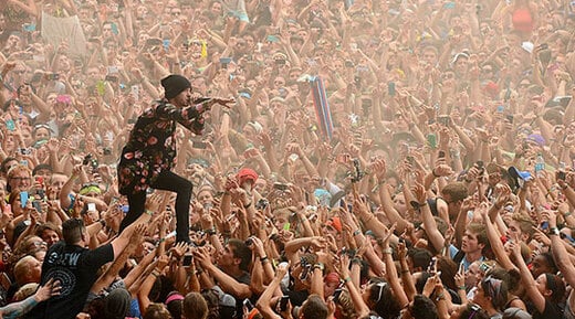 Tyler Joseph of Twenty One Pilots performs during day 3 of the Firefly Music Festival 