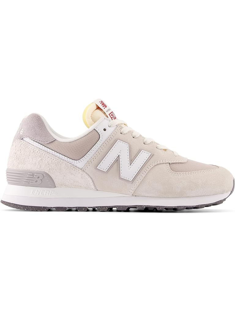 White New Balance Classics U574v1