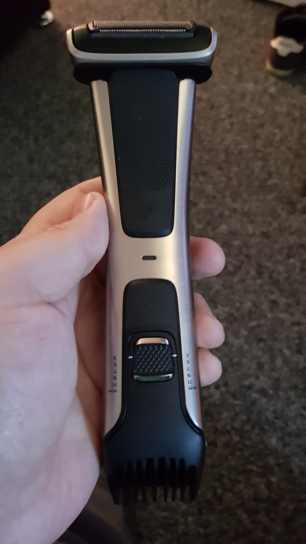 Philips Series 7000 - Below the neck body groomer BG7025/13. Good buy but not without faults.