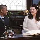 Lauren Graham and Yanic Truesdale in Gilmore Girls (2000)