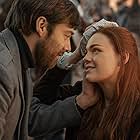 Richard Rankin and Sophie Skelton in Outlander (2014)