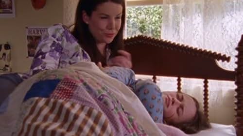 Alexis Bledel and Lauren Graham in Gilmore Girls (2000)