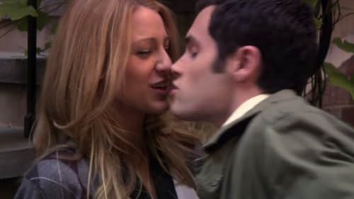 Penn Badgley and Blake Lively in Gossip Girl (2007)