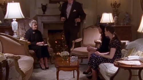 Edward Herrmann, Marion Ross, Alexis Bledel, and Lauren Graham in Gilmore Girls (2000)