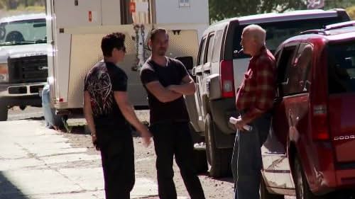 Nick Groff and Zak Bagans in Ghost Adventures (2008)