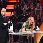 Howie Mandel and Jessica Robinson in Deal or No Deal (2005)