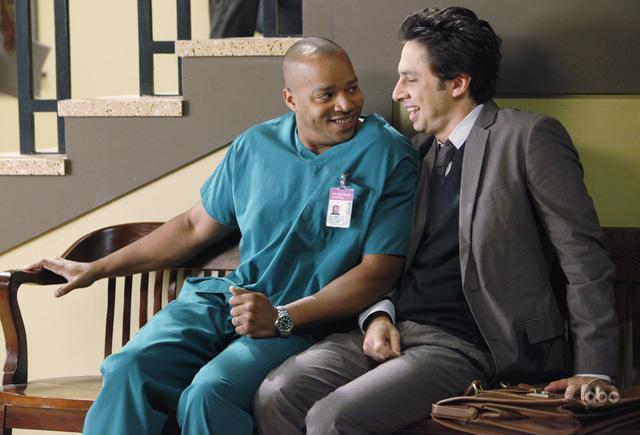 Zach Braff and Donald Faison in Scrubs (2001)