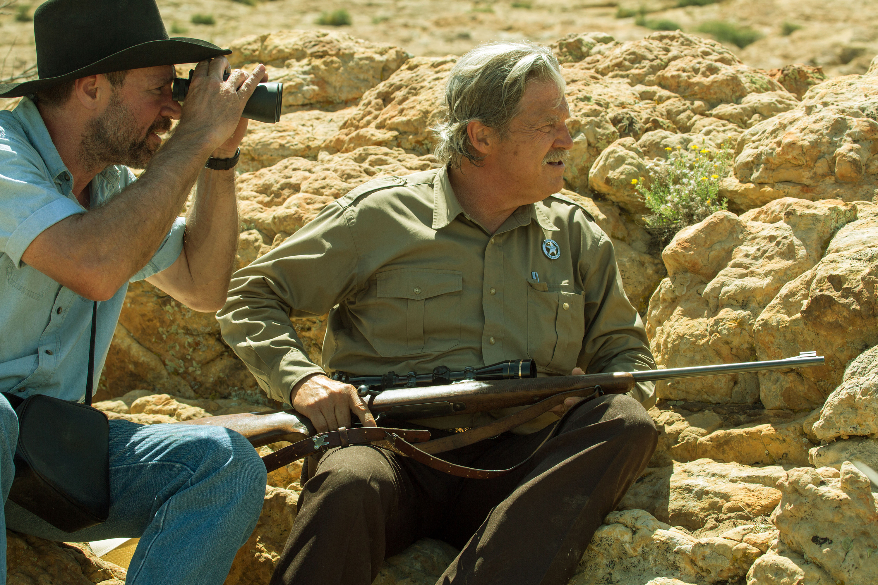 Jeff Bridges and Kevin Wiggins in Hell or High Water (2016)