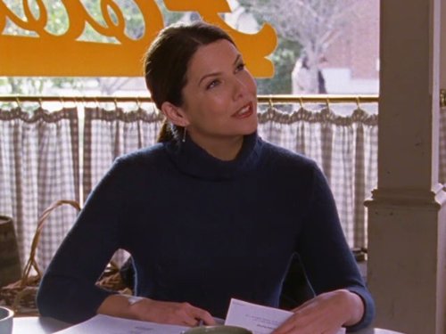 Lauren Graham in Gilmore Girls (2000)