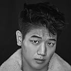 Ki Hong Lee