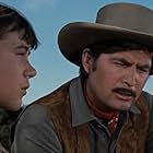 Tommy Kirk and Fess Parker in Old Yeller (1957)