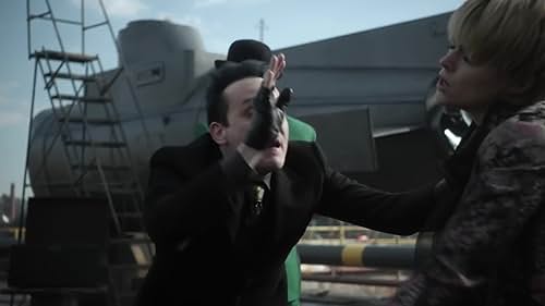 Gotham: Barbara, Nygma & Penguin Plan To Leave Gotham In A Submarine