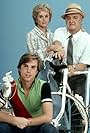 Shaun Cassidy, Barbara Barrie, and Vincent Gardenia in Breaking Away (1980)