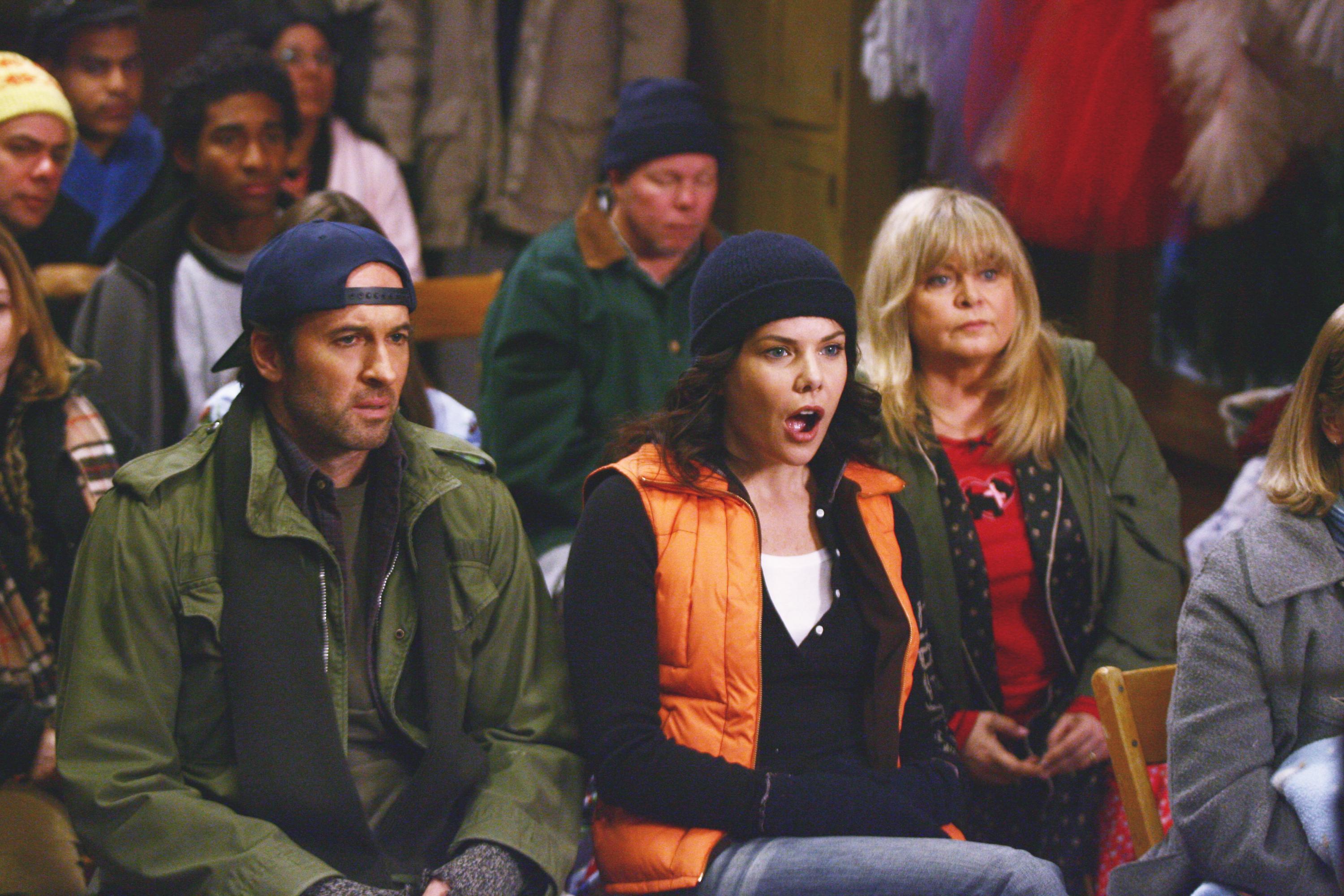 Sally Struthers, Lauren Graham, and Scott Patterson in Gilmore Girls (2000)