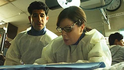 Marcia Gay Harden and Raza Jaffrey in Code Black (2015)