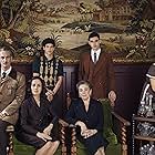 Ernesto Alterio, Mariola Fuentes, Carmen Maura, Alejandro Speitzer, Cecilia Suárez, and Isaac Hernández in Someone Has to Die (2020)